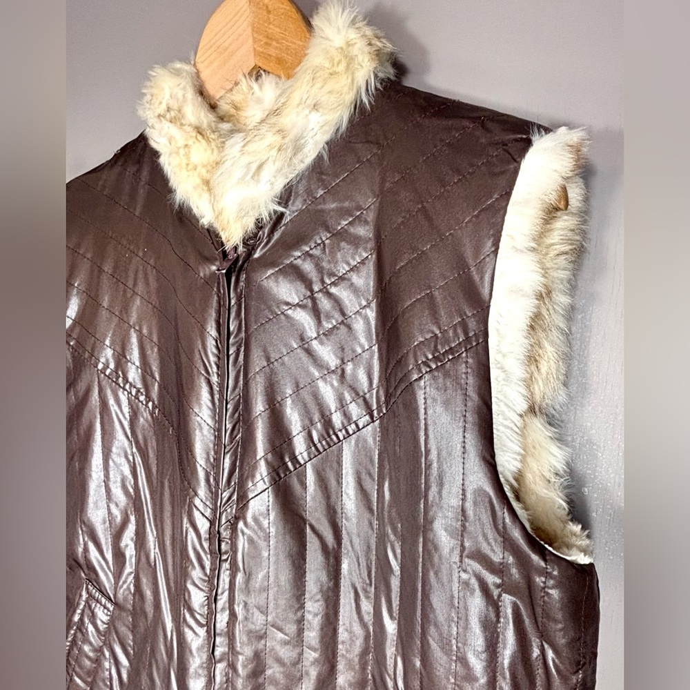 REVERSIBLE Rabbit Fur Lined Vest - Picture 3 of 16